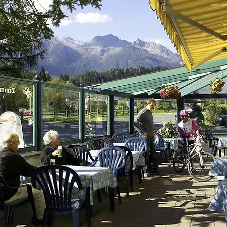 Aparthotel Garni Schranz 3*