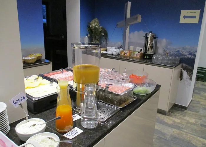 Garni Schranz شقة فندقية