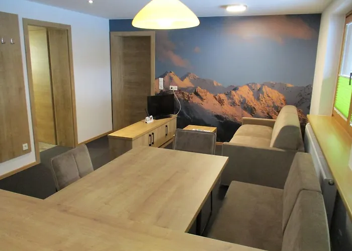 Garni Schranz والد ام بينزاغو